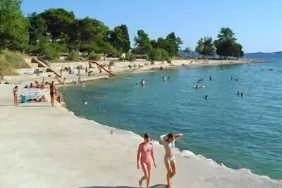 Image de Appartement de vacances Bibinje pour 5 - 6 personnes avec 3 chambres à coucher - Logement de vacance