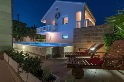 Image de Maison de vacances pour 9 personnes env. 170 qmà Trogir, Dalmatie (Kastel et environs)