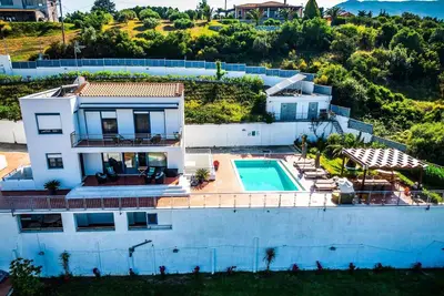 Image de Maison de vacances Skiathos pour 1 - 9 personnes avec 5 chambres à coucher - Maison de vacances