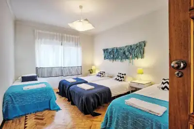 Image de Appartement de vacances pour 20 personnes env. 214 qmà Lisbonne, Região de Lisboa (Côte de Lisbonne)