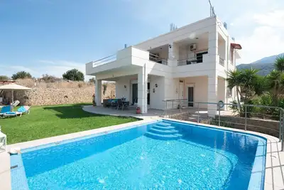 Image de Maison de vacances Georgioupoli pour 1 - 10 personnes avec 4 chambres à coucher - Maison de vacances