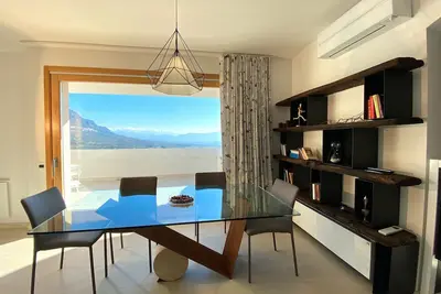 Image de The Terrace on the Hill, breathtaking scenery