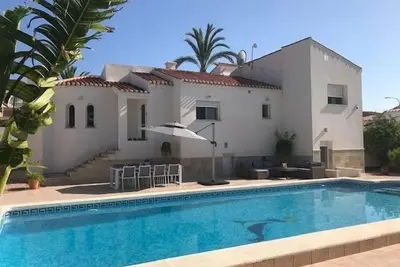 Image de Maison de vacances pour 8 personnes env. 170 qmà Torrevieja, Valence (Costa Blanca)