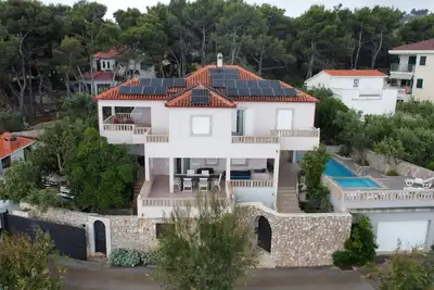Image de Appartement de vacances Rogac pour 1 - 4 personnes avec 1 chambre Ă coucher - Maison de vacances