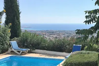 Image de Maison de vacances Peyia pour 1 - 6 personnes avec 3 chambres à coucher - Maison de vacances