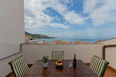 Image de Appartement de vacances Cefalù pour 1 - 7 personnes avec 3 chambres à coucher - Appartement de vacan