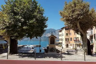 Image de Appartement de vacances Brenzone pour 1 - 5 personnes avec 2 chambres à coucher - Logement de vacanc