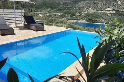 Image de Maison de vacances Sivota pour 1 - 6 personnes avec 3 chambres à coucher - Maison mitoyenne