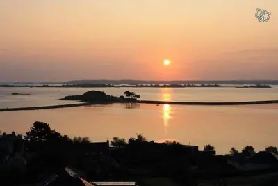 Image de Le calme de la campagne en bord de Mer  dans une région maraichère