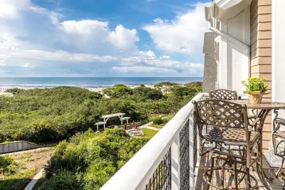 Image de 30a Private Beach Gulf Front W/ Gym! ! Exclusive Gated Watersound Beach Community