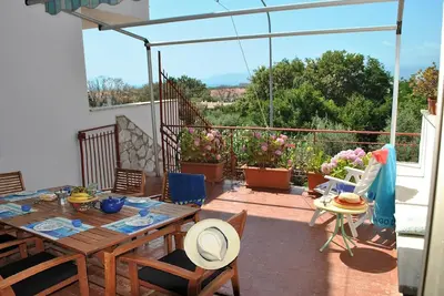 Image de Maison de vacances Sperlonga pour 1 - 7 personnes avec 3 chambres à coucher - Maison mitoyenne