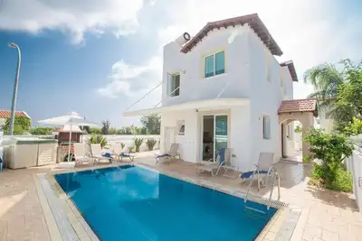 Image de Maison de vacances Pernera pour 1 - 7 personnes avec 3 chambres à coucher - Maison de vacances