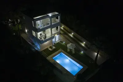 Image de Maison de vacances Gavalochori pour 1 - 7 personnes avec 3 chambres à coucher - Maison de vacances