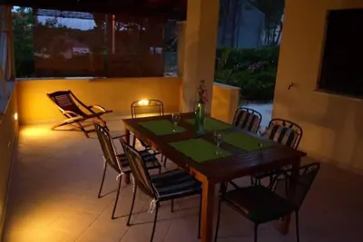 Image de Appartement de vacances Milna pour 1 - 4 personnes avec 2 chambres à coucher - Maison jumelée