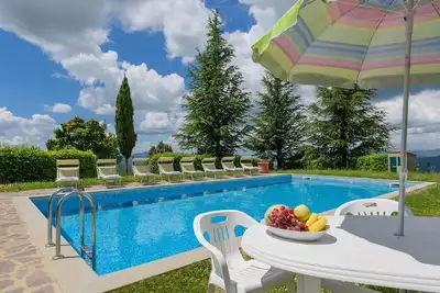 Image de Appartement de vacances Londa pour 1 - 6 personnes avec 2 chambres Ă coucher - Maison de vacances