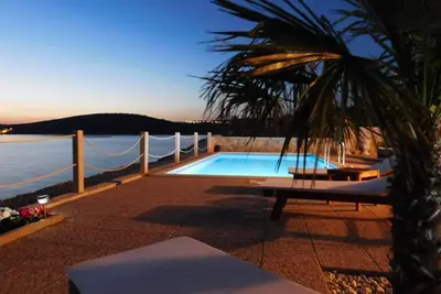 Image de Maison de vacances pour 8 personnes env. 150 qmà Sevid, Dalmatie (Centre de la Dalmatie)