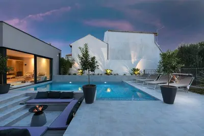 Image de Maison de vacances Zadar pour 1 - 6 personnes avec 3 chambres à coucher - Maison de vacances