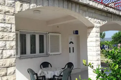 Image de Appartement de vacances pour 4 personnes env. 80 qmà Rogoznica, Dalmatie (Nord de la Dalmatie)