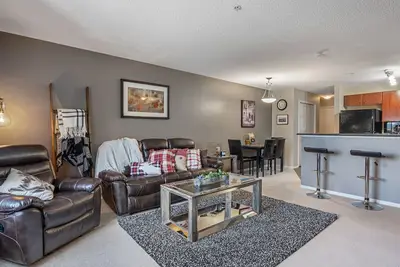 Image de Cozy Mountain | Ski, Beach, Hot Tub & Relaxation! !