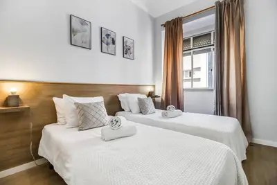Image de Appartement de vacances pour 5 personnes  + 1 enfant env. 60 qmà Lisbonne, Região de Lisboa (Côte de Lisbonne)