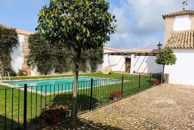 Image de Maison de vacances Ecija pour 1 - 6 personnes avec 3 chambres à coucher - Ferme