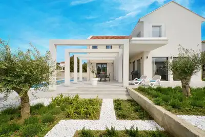 Image de Maison de vacances Rogoznica pour 1 - 6 personnes avec 3 chambres à coucher - Maison de vacances