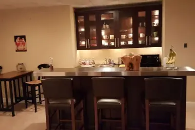 Image de Large 1 Bedroom Suite in Cream Ridge Horse Country