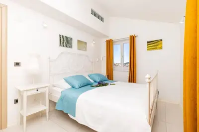 Image de Appartement de vacances Mali Lošinj pour 1 - 3 personnes avec 1 chambre à coucher - Maison mitoyenne