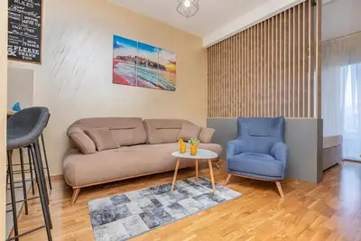 Image de Appartement de vacances Sveti Stefan pour 1 - 5 personnes avec 2 chambres à coucher - Maison de vaca