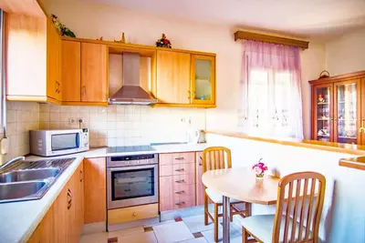 Image de Maison de vacances Stalos pour 1 - 6 personnes avec 3 chambres Ă coucher - Maison de vacances