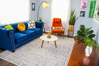 Image de Deja Blue *Mid-Mod House *2Br/1Ba/1Ga* Near I27/I40*