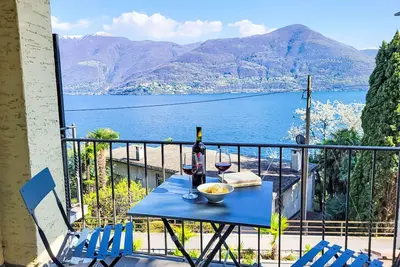 Image de Confortable appartement pour 4 personnes avec Wifi, Tv, terrasse et vue panoramique