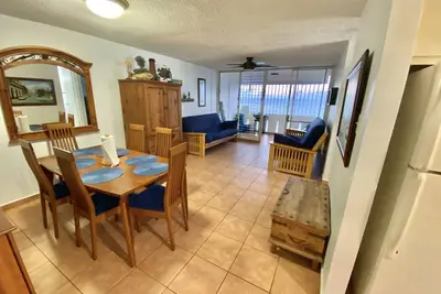 Image de Ocean view of Caribbean Paradise with the best walking distance amenities