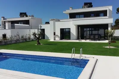Image de Maison de vacances FamalicĂŁo pour 2 - 6 personnes avec 3 chambres Ă coucher - Maison de vacances