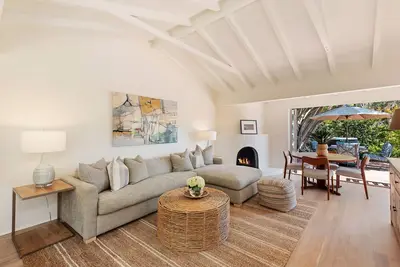 Image de La Petite Maison - Perfectly Located in the Heart of the Upper Montecito Village