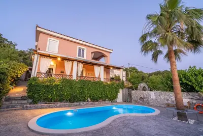 Image de Maison de vacances Rethymno pour 1 - 10 personnes avec 4 chambres à coucher - Ferme