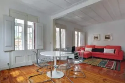 Image de Appartement de vacances pour 11 personnes  + 1 enfant env. 150 qmà Lisbonne, Região de Lisboa (Côte de Lisbonne)