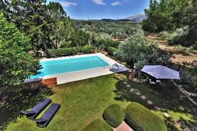Image de Beautiful Villa with swimming pool near Nafplion