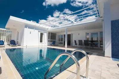 Image de Maison de vacances Ayia Napa pour 1 - 8 personnes avec 4 chambres à coucher - Maison de vacances