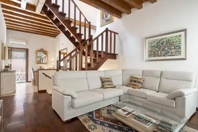 Image de Maison Valentina - grand appartement indépendant près de la Biennale avec patio