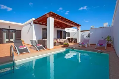 Image de Villa JesĂşs: MagnĂfica Villa Privada con Piscina