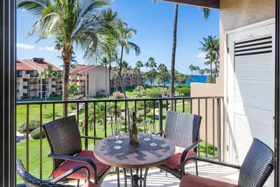 Image de Kamaole Sands #2-404  Beautiful Oceanview Penthouse, A/C, Great Location!