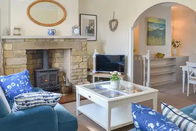 Image de Great sea views, close to a small beach and Flamborough Head lighthouse.