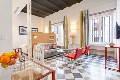 Image de Cozy apartment near city center. San Laureano I