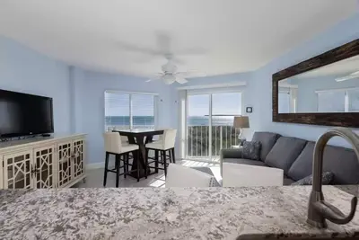 Image de Castaway Key - Oceanfront Condo with Double Balconies & Marina Access