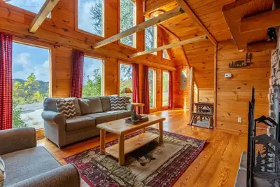 Image de Amazing Mountain View Cabin with Jacuzzis, Hot Tub & StarlinkWIFI! Pets Welcome!