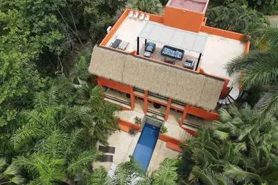 Image de Lush Privacy, Rooftop, Pool & A/C & walking to Tamarindo