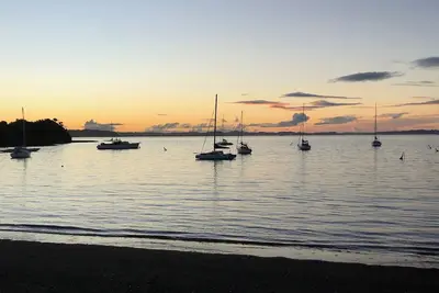 Image de Beachfront bush retreat with sweeping sea views - whole house
