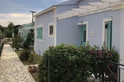 Image de Sunflower villa, relaxing holiday close to beaches