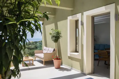 Image de Lilium can sleep up to 2 adults and 2 children until 12 years Old